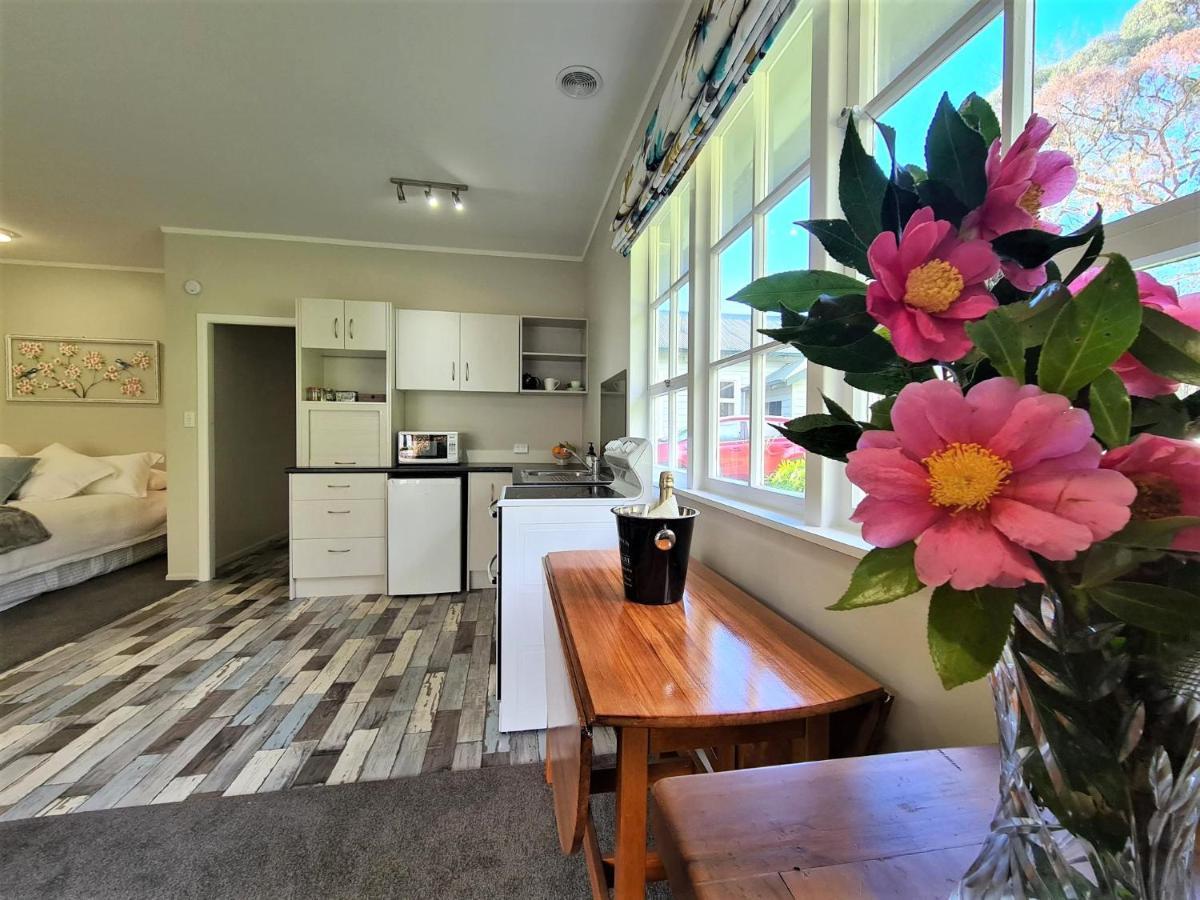 Ferienwohnung Pyes Pa Studio Tauranga Exterior foto
